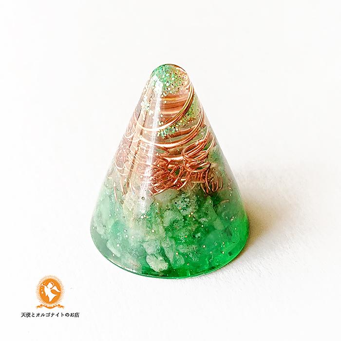 アセンションクラウン〜アース・スターチャクラ ミニ円すい エメラルド オルゴナイト | 2枚目
