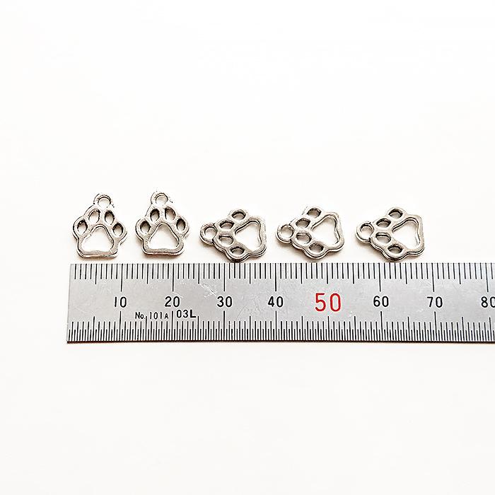 小さな肉球のチャーム 各色5個セット ゴールド シルバー オルゴナイト ハンドメイド パーツ | 8枚目